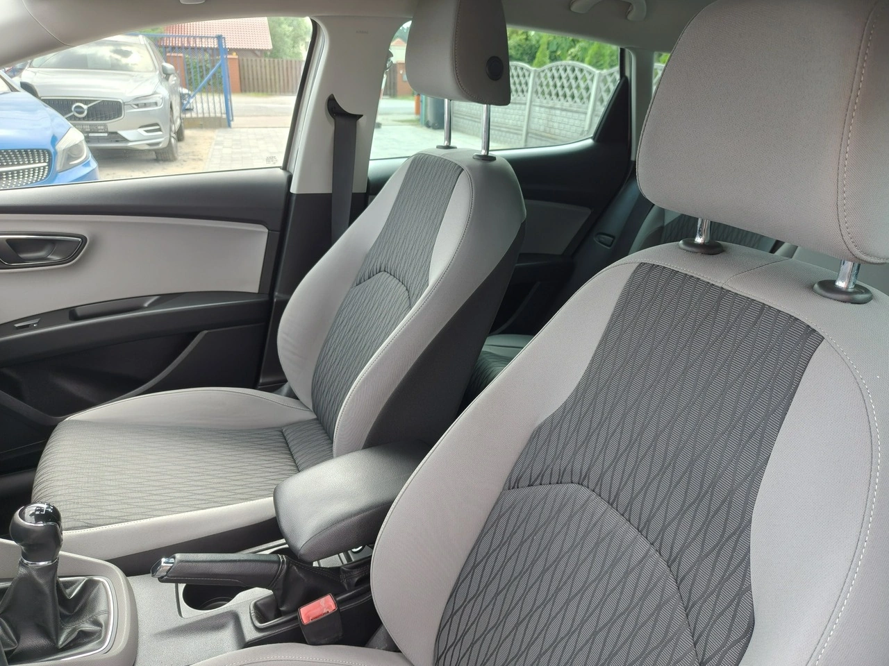 Seat Leon - Zdjęcie 12