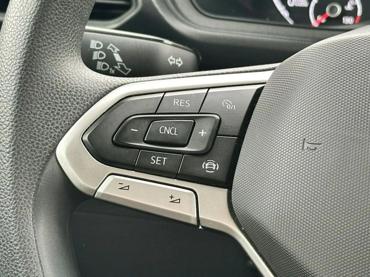 Volkswagen T-Cross - Zdjęcie 18