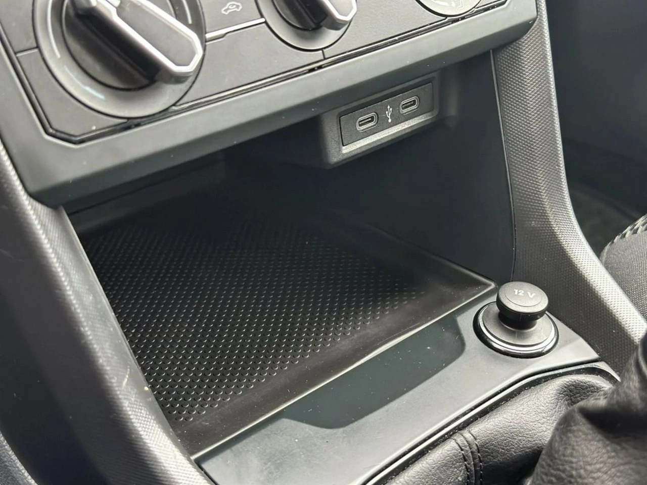 Volkswagen T-Cross - Zdjęcie 35