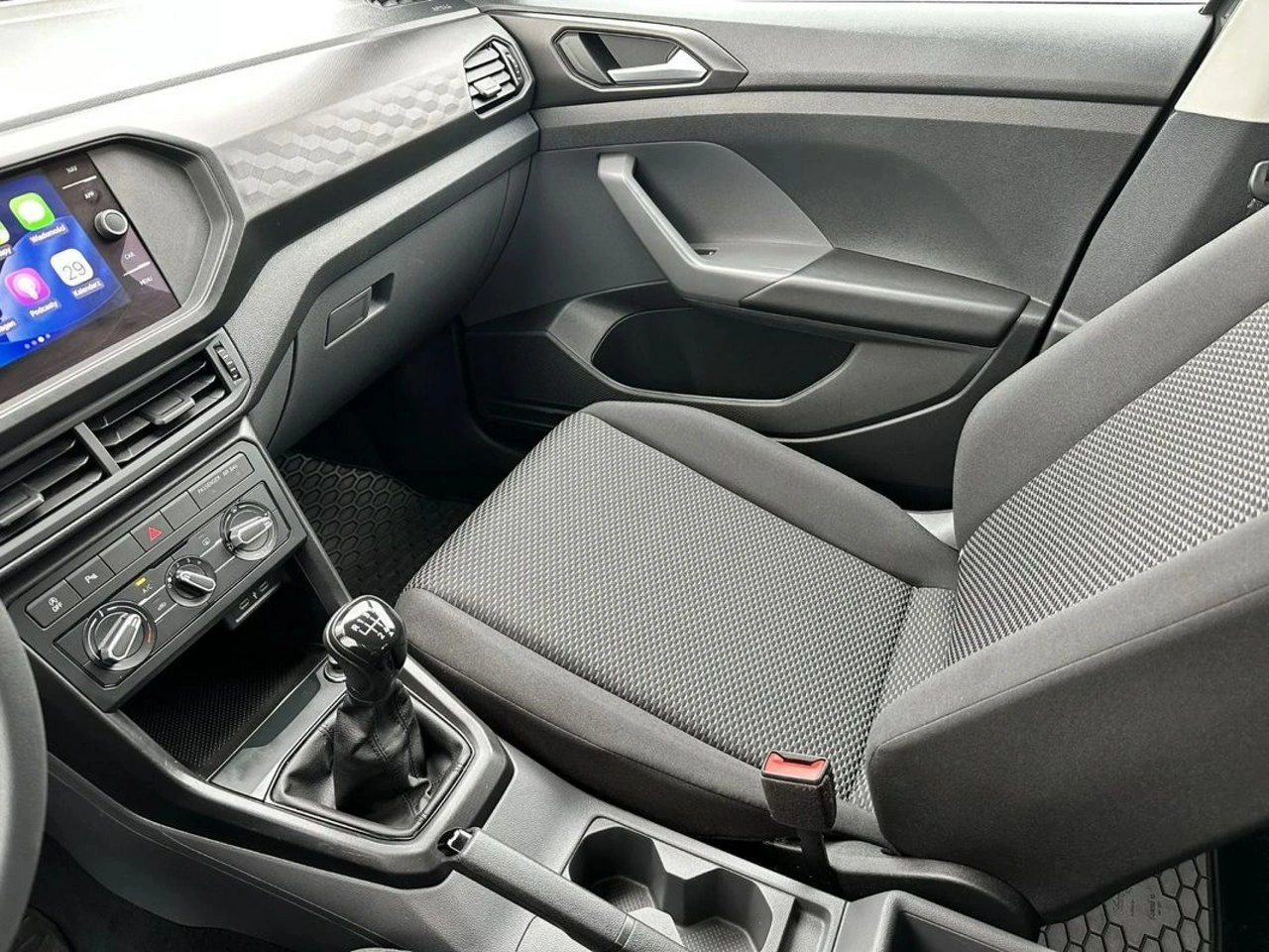 Volkswagen T-Cross - Zdjęcie 37