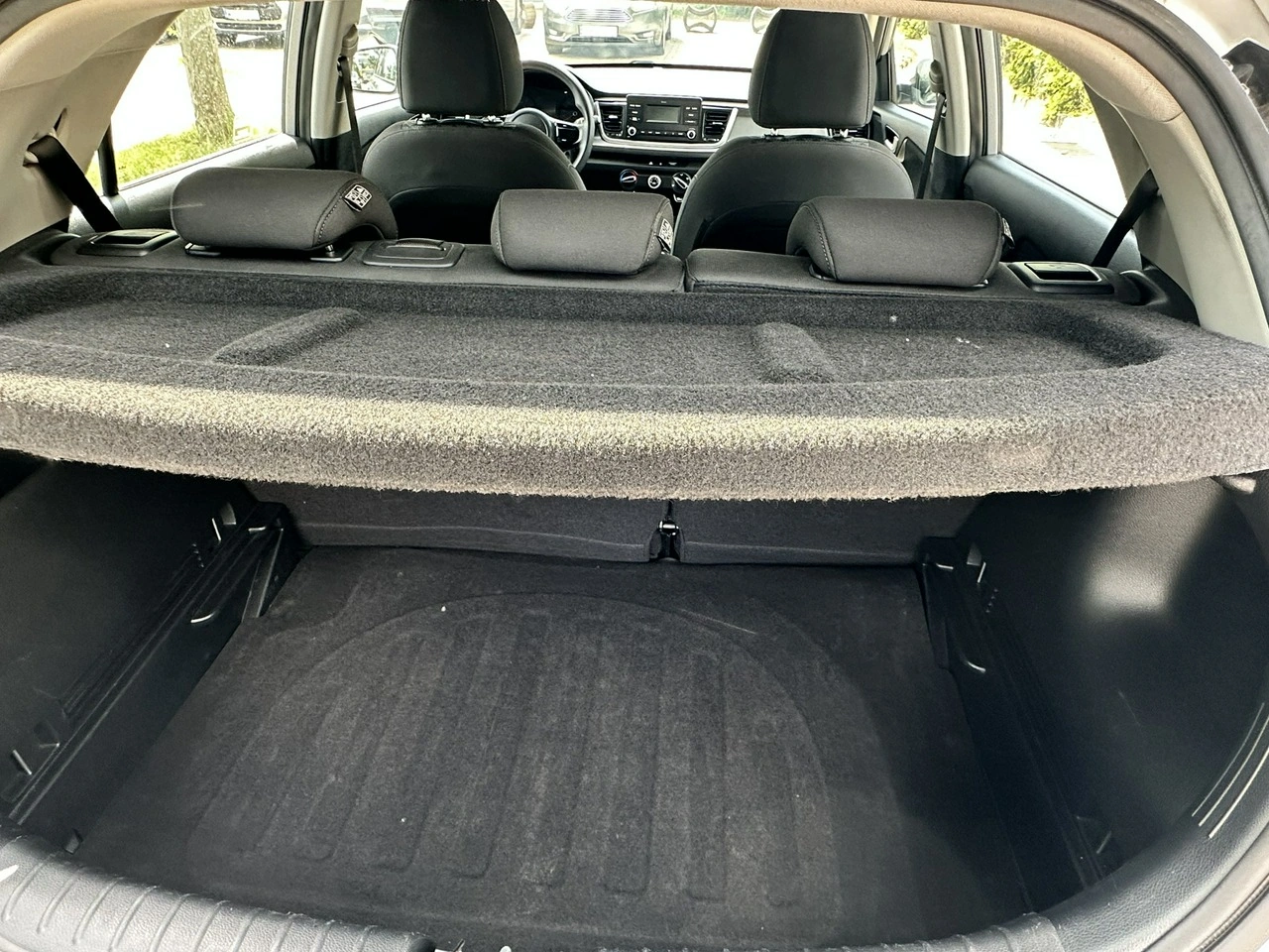 Kia Rio - Zdjęcie 10