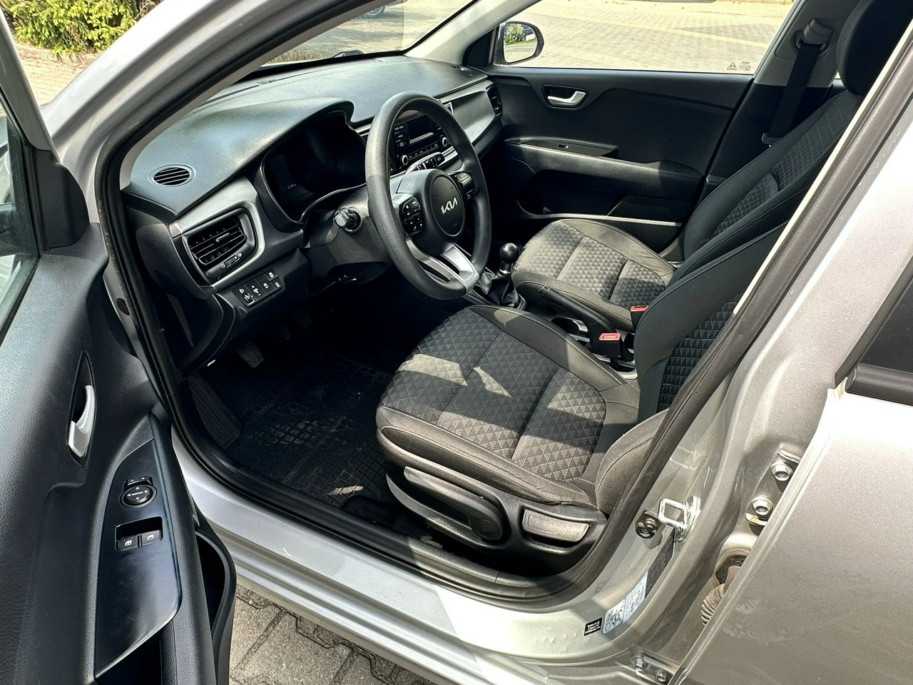 Kia Rio - Zdjęcie 14