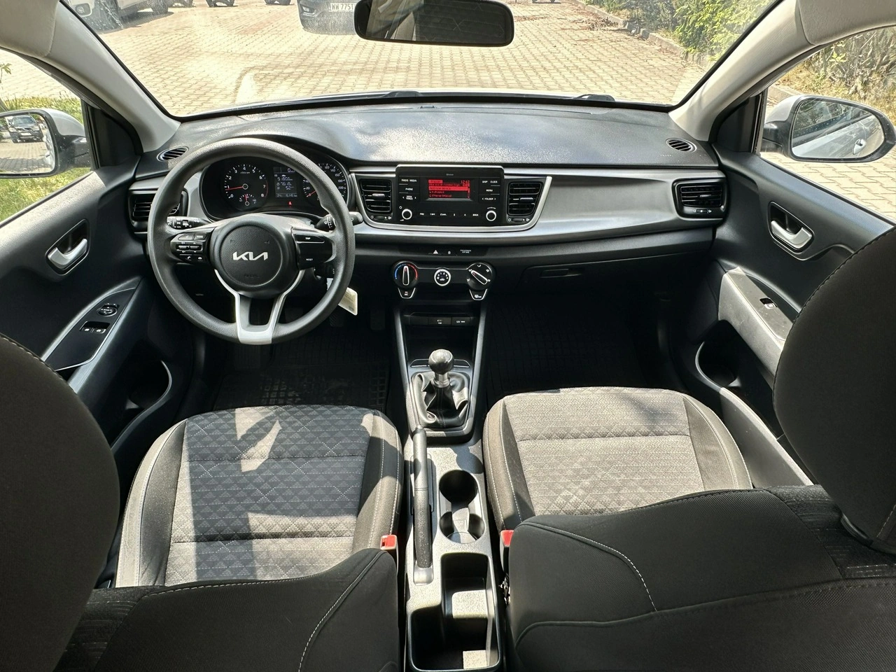Kia Rio - Zdjęcie 16