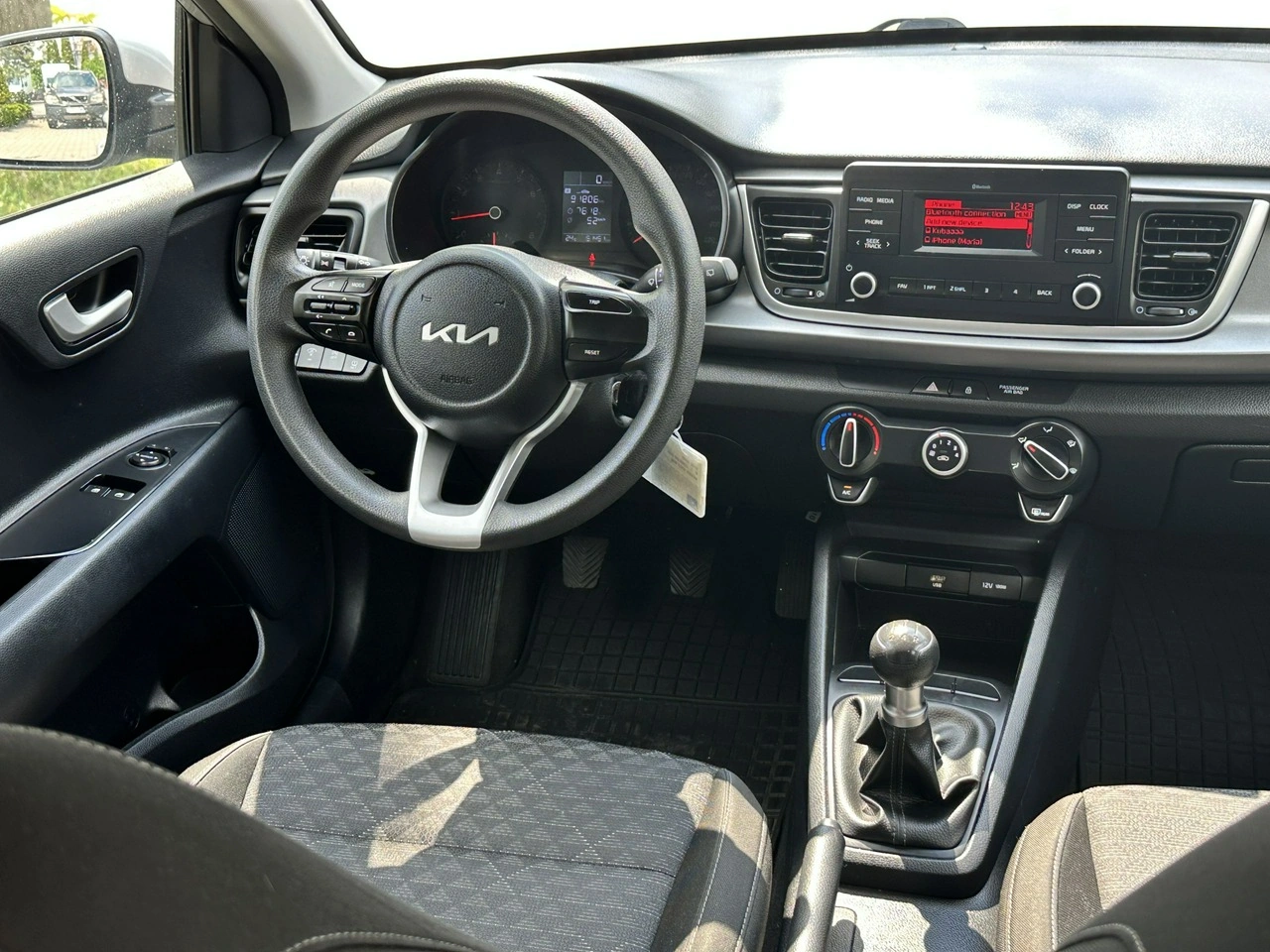 Kia Rio - Zdjęcie 17