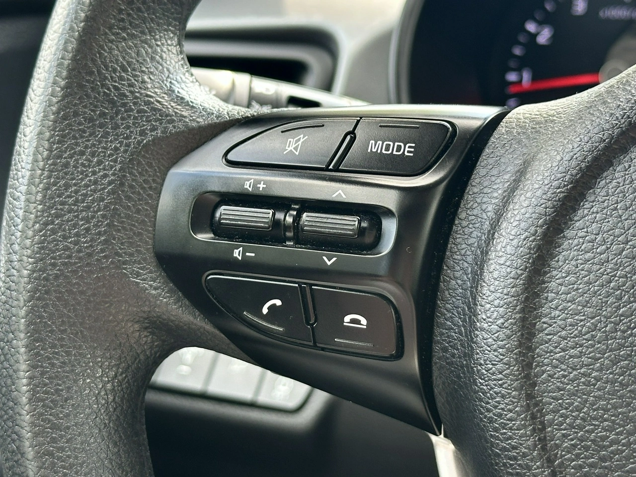 Kia Rio - Zdjęcie 21