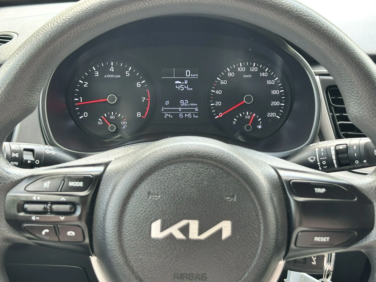 Kia Rio - Zdjęcie 25