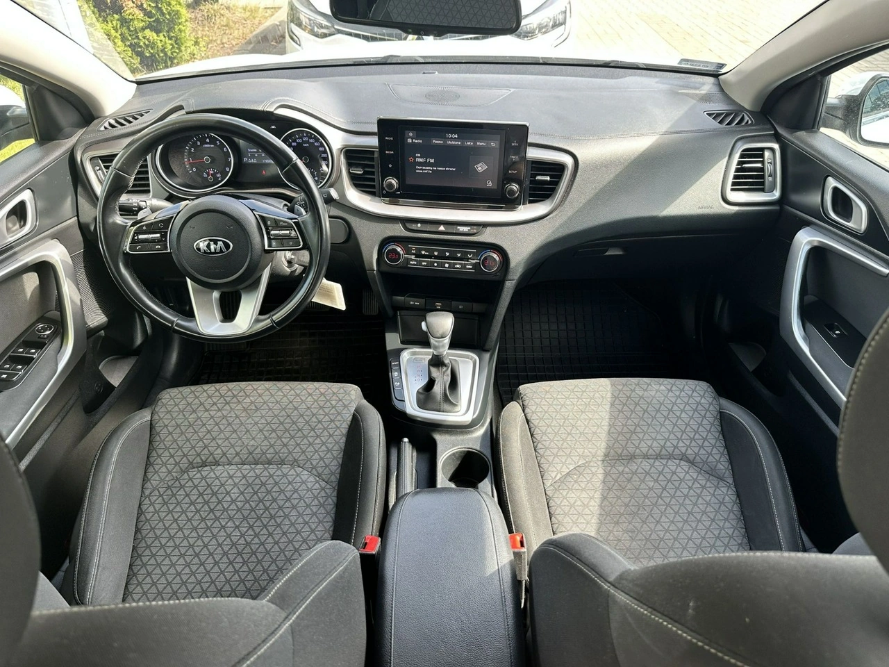 Kia Ceed - Zdjęcie 17