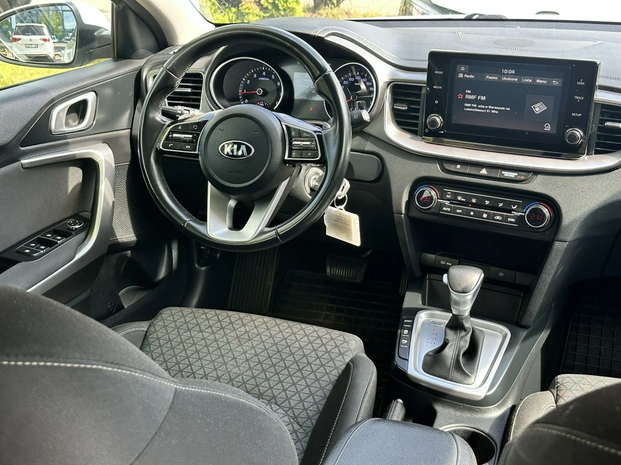 Kia Ceed - Zdjęcie 18