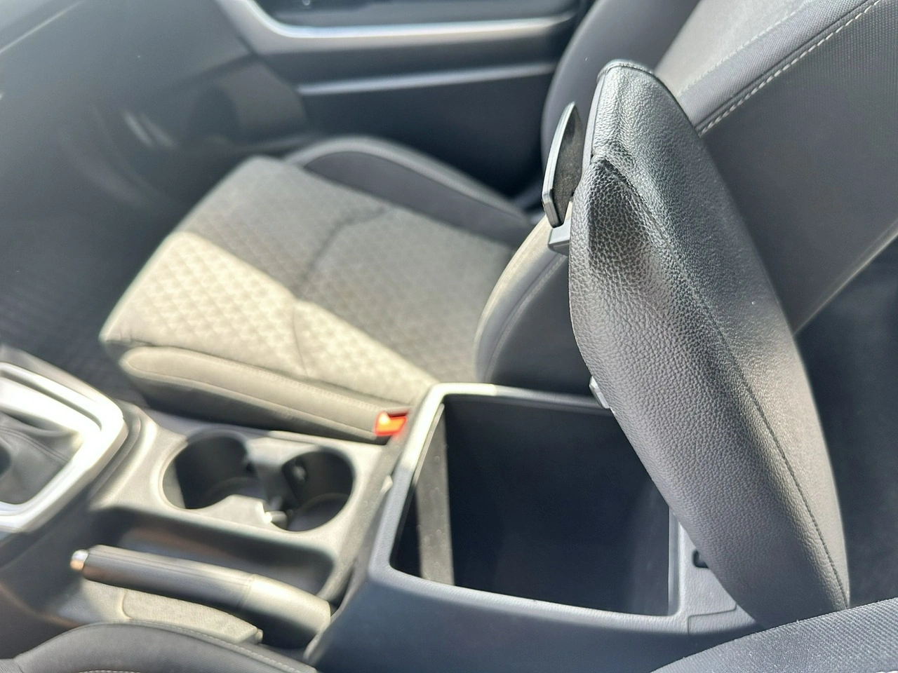 Kia Ceed - Zdjęcie 38