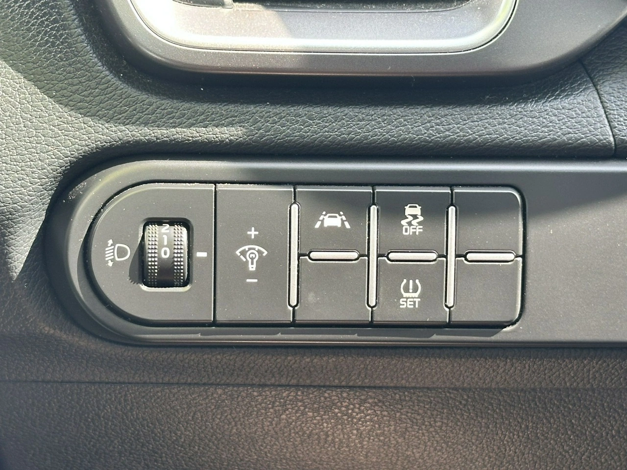 Kia Ceed - Zdjęcie 42