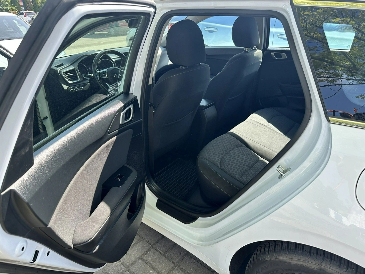 Kia Ceed - Zdjęcie 44