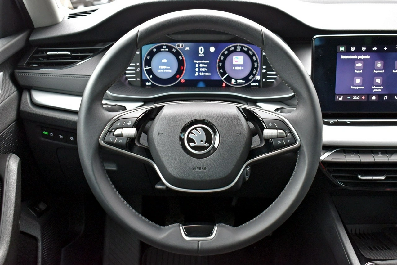 Skoda Octavia - Zdjęcie 14