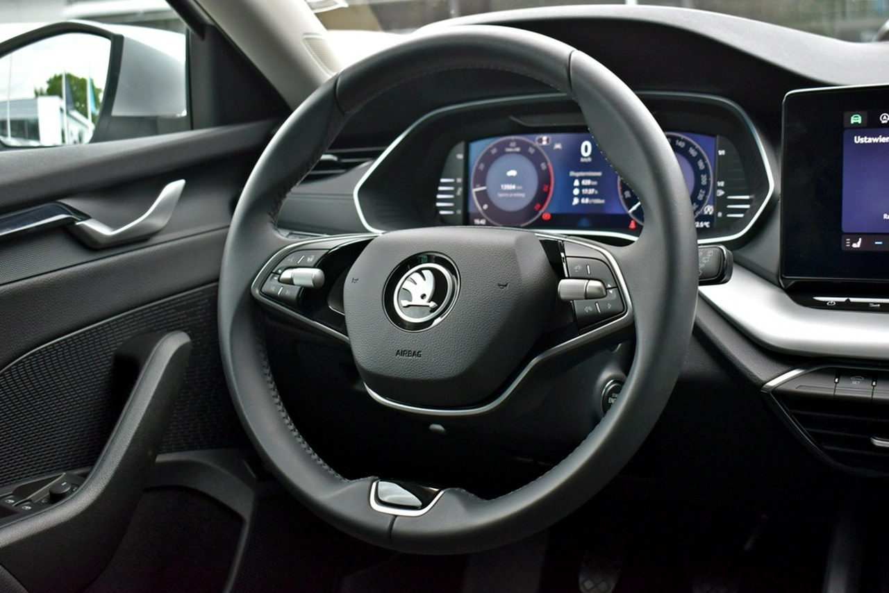 Skoda Octavia - Zdjęcie 17