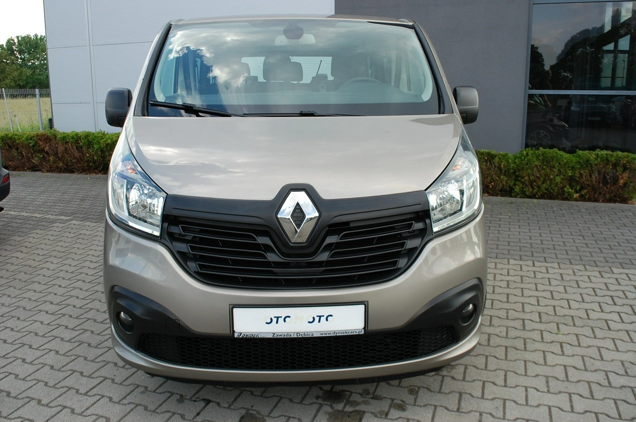 Renault Trafic - Zdjęcie 9