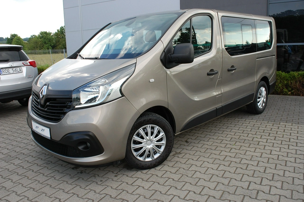 Renault Trafic - Zdjęcie 14