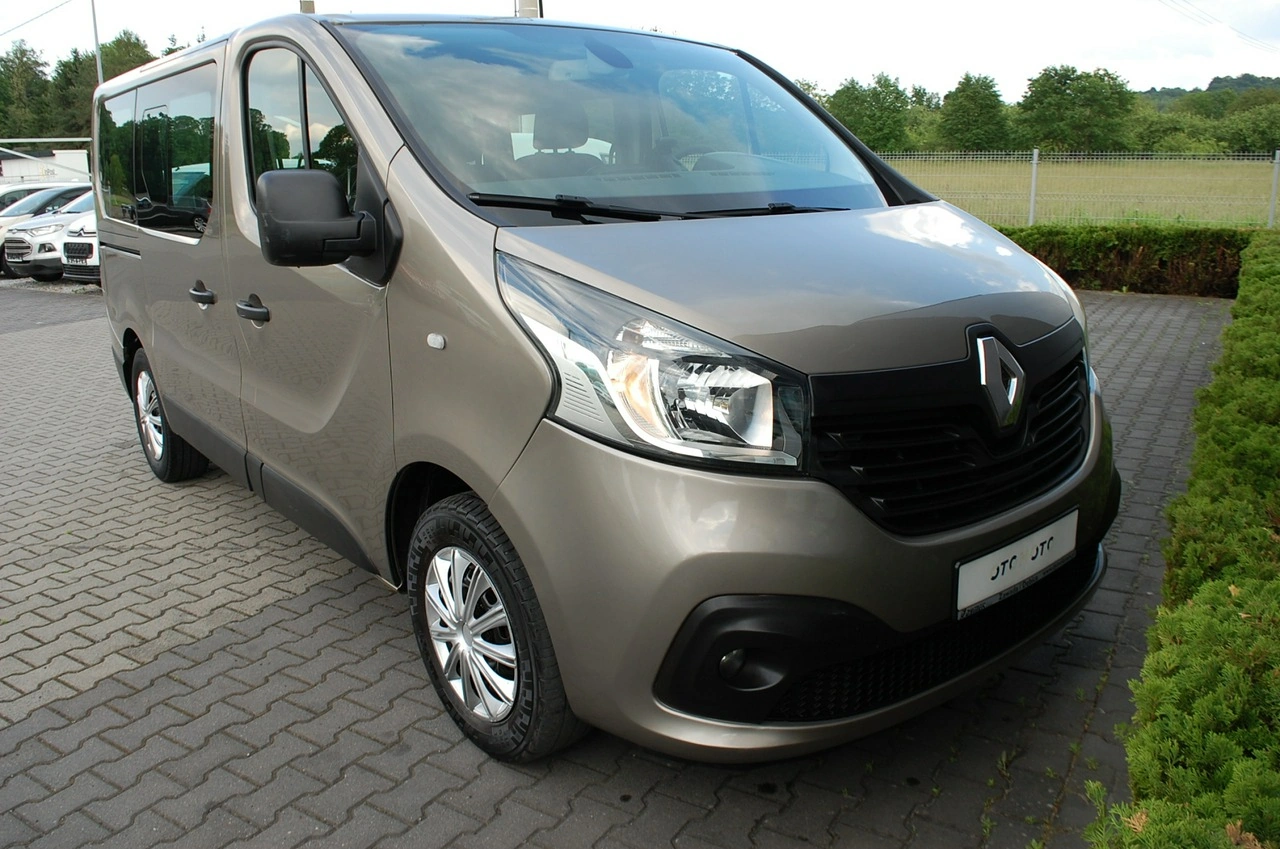 Renault Trafic - Zdjęcie 20