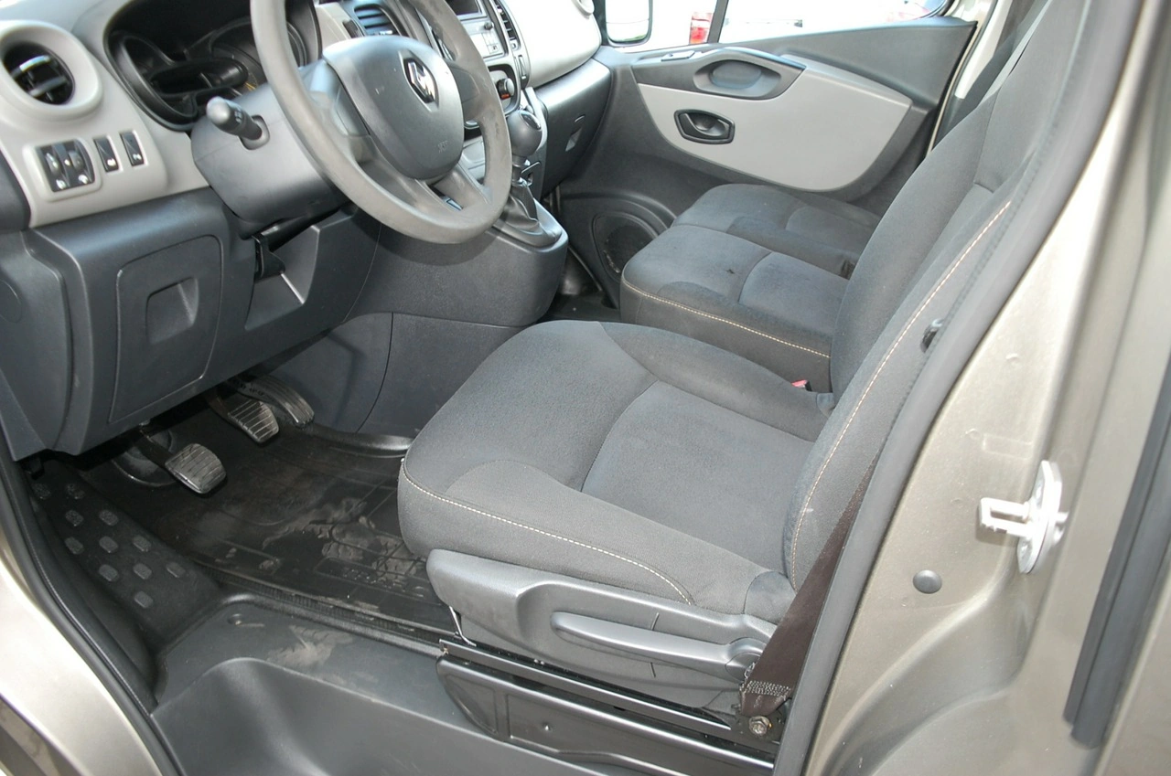 Renault Trafic - Zdjęcie 4