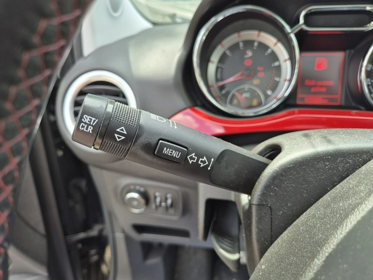 Opel Adam - Zdjęcie 20