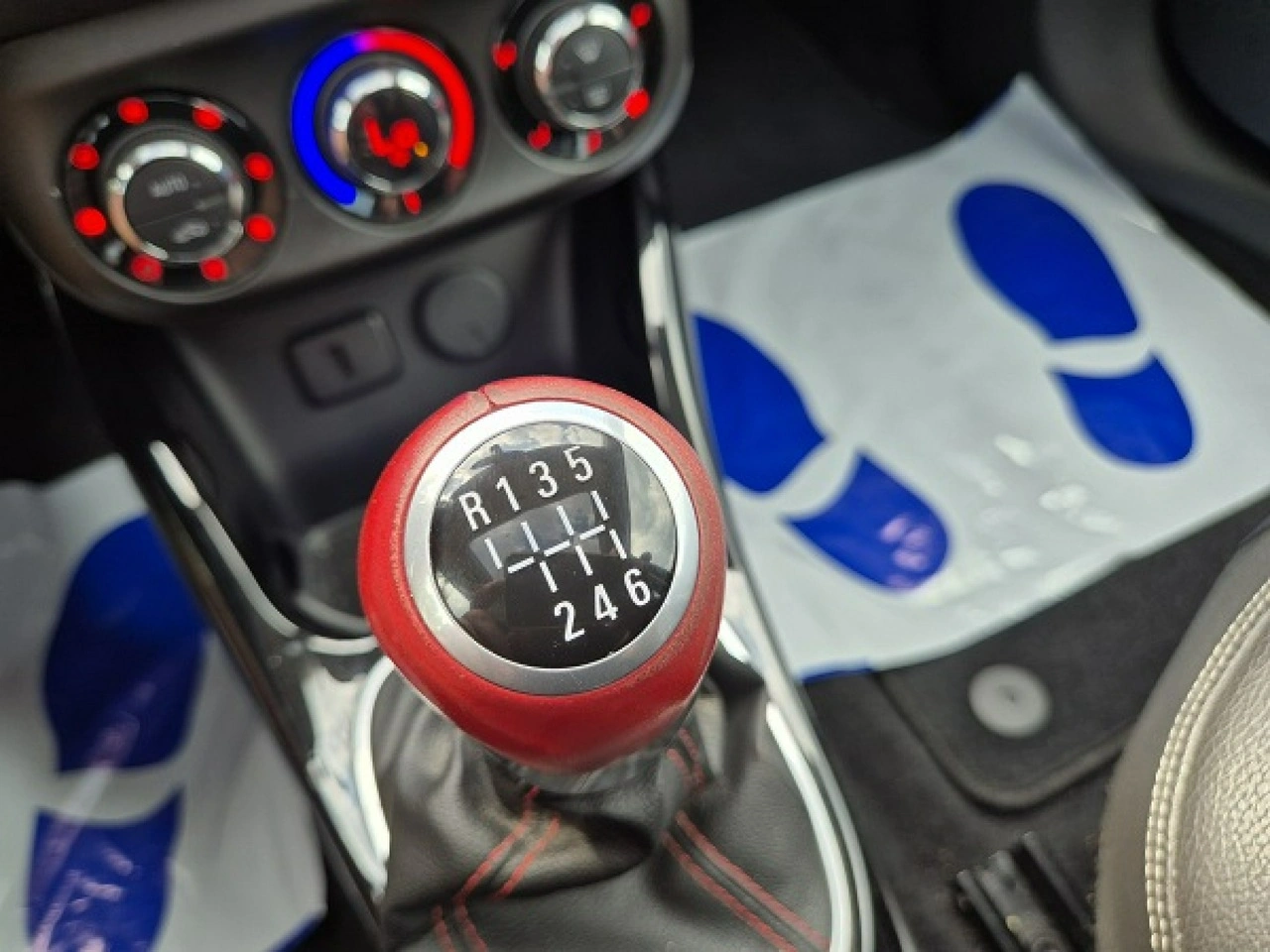 Opel Adam - Zdjęcie 28