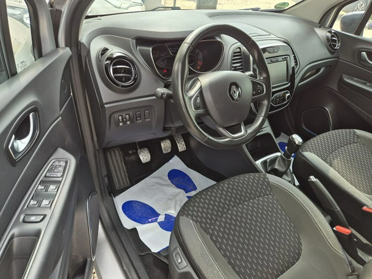 Renault Captur - Zdjęcie 15