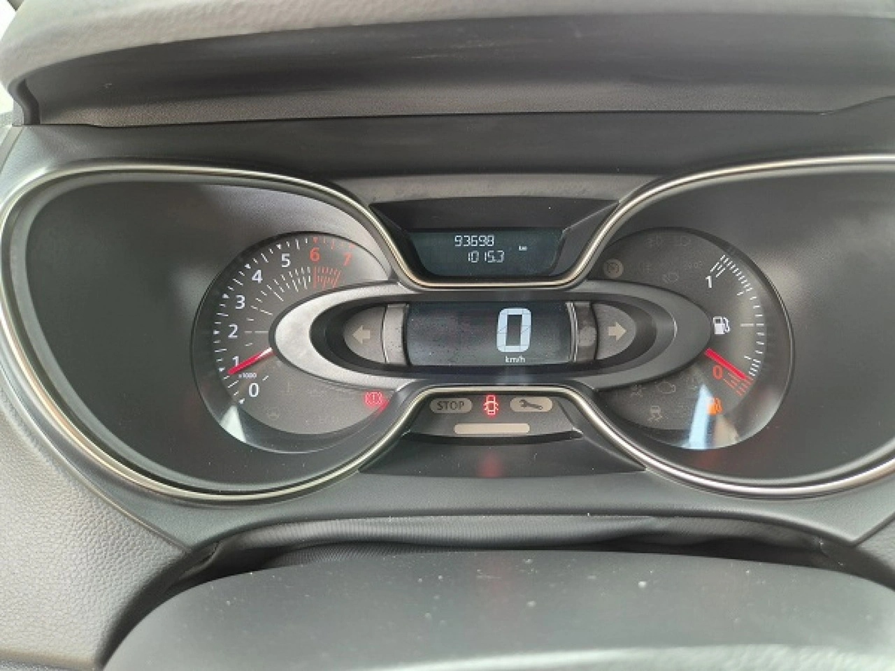 Renault Captur - Zdjęcie 29