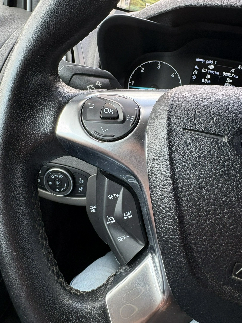 Ford Transit Connect - Zdjęcie 17