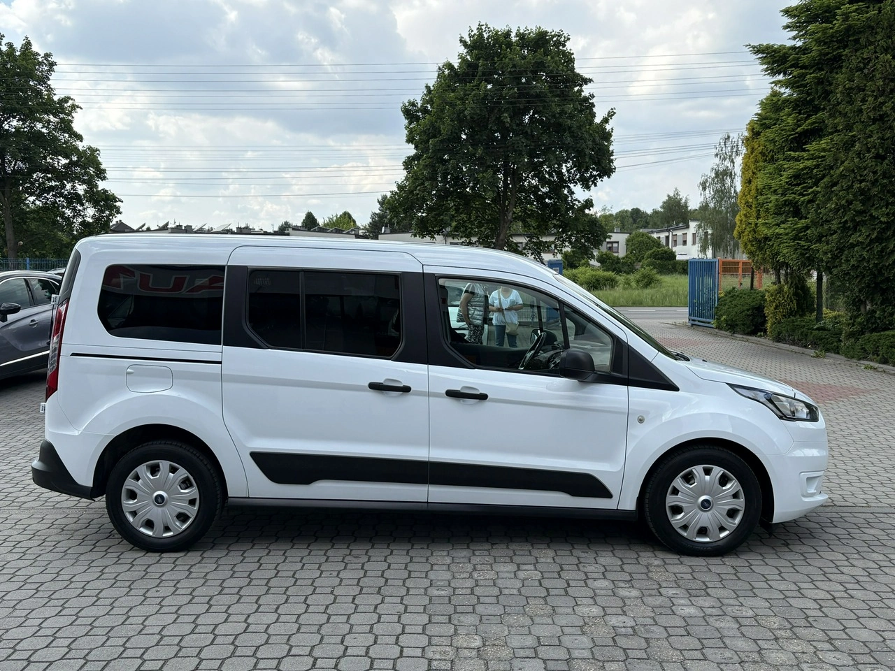 Ford Transit Connect - Zdjęcie 3