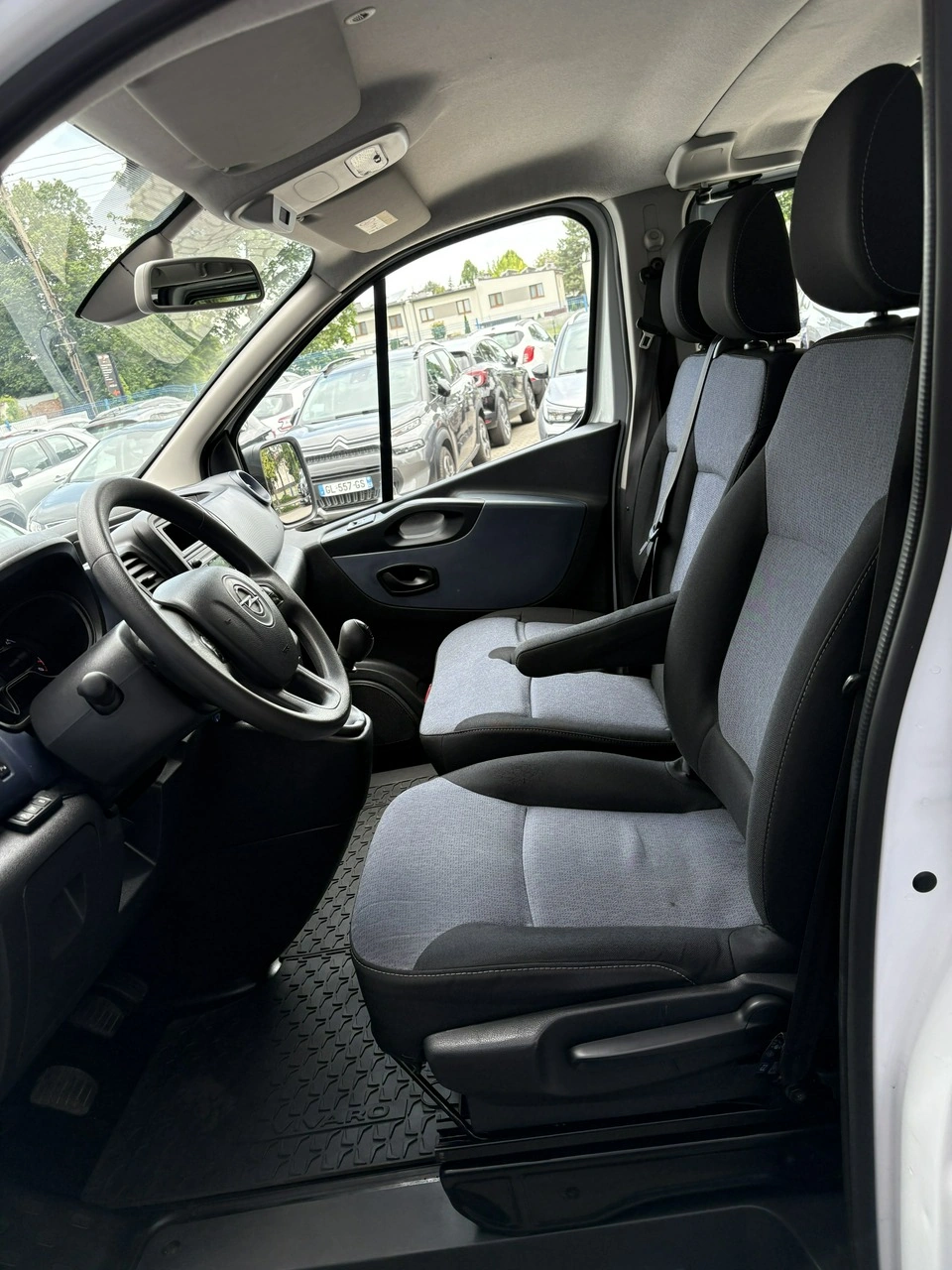 Opel Vivaro - Zdjęcie 11