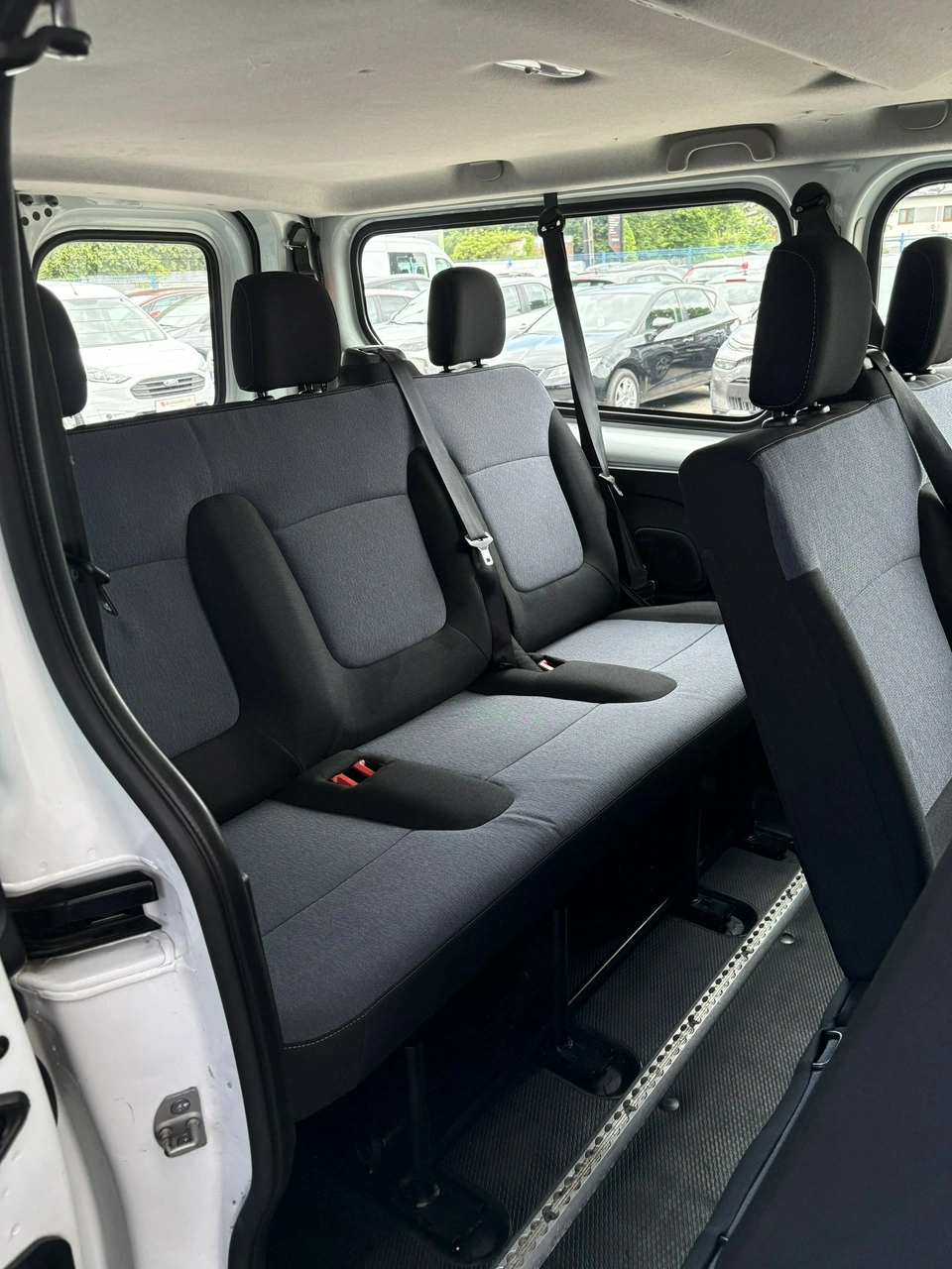 Opel Vivaro - Zdjęcie 12