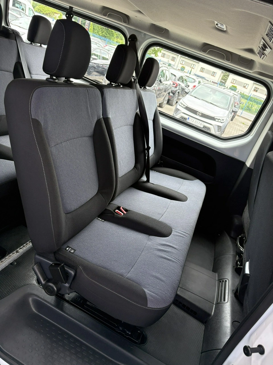 Opel Vivaro - Zdjęcie 14