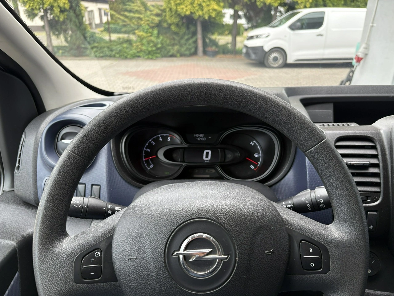 Opel Vivaro - Zdjęcie 17