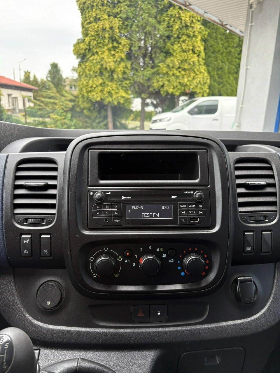 Opel Vivaro - Zdjęcie 20