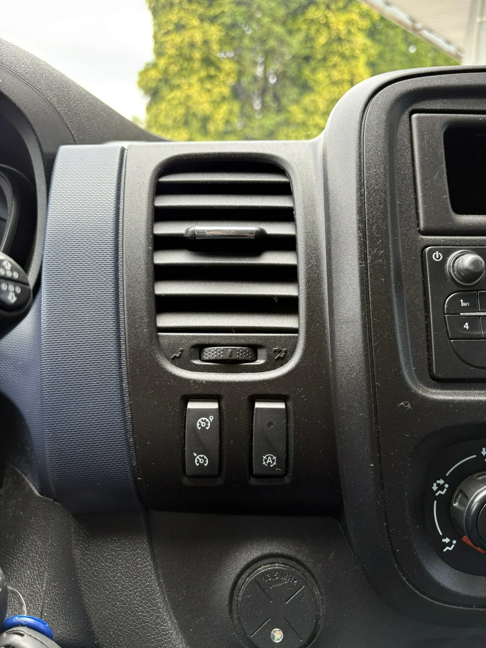 Opel Vivaro - Zdjęcie 22