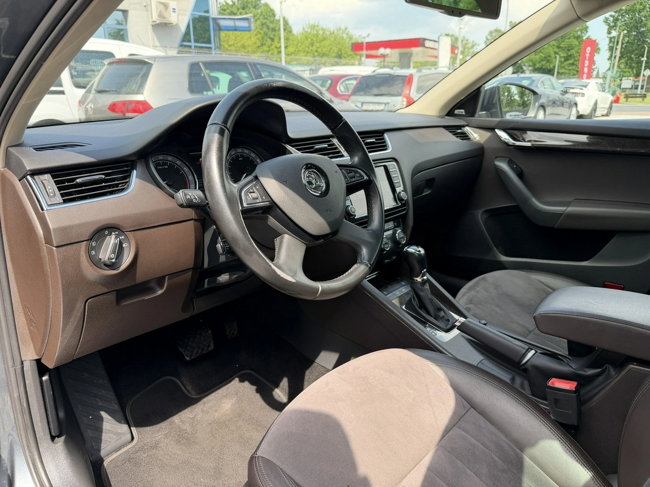 Skoda Superb - Zdjęcie 15