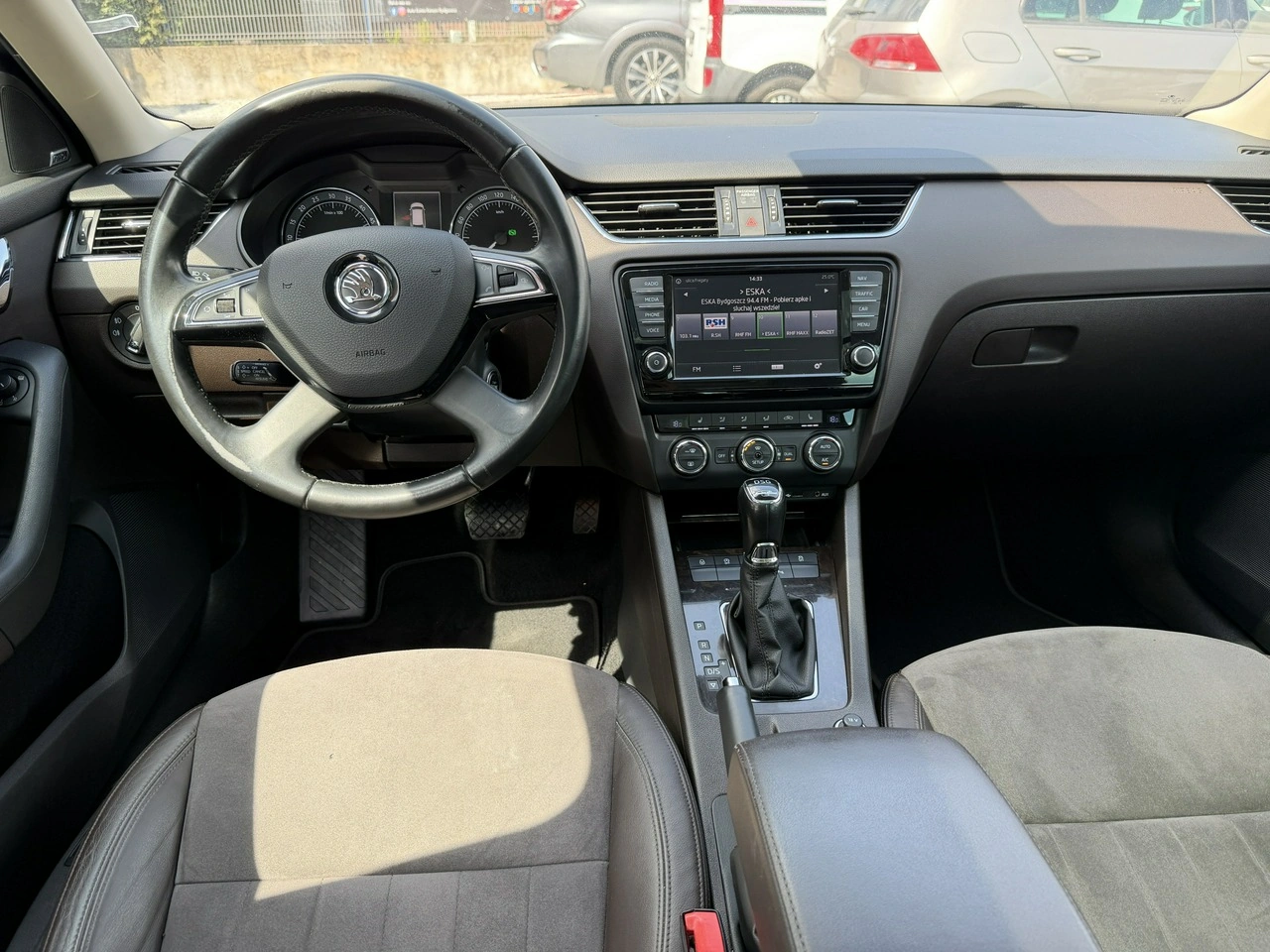 Skoda Superb - Zdjęcie 32