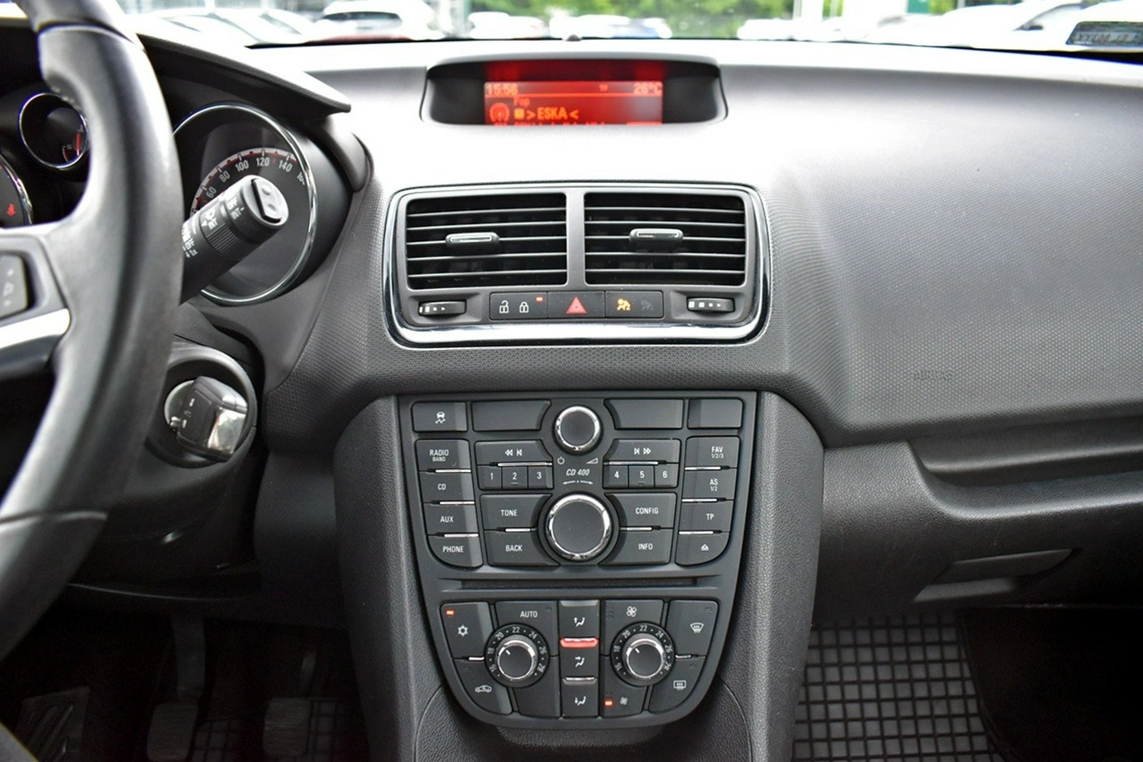 Opel Meriva - Zdjęcie 17