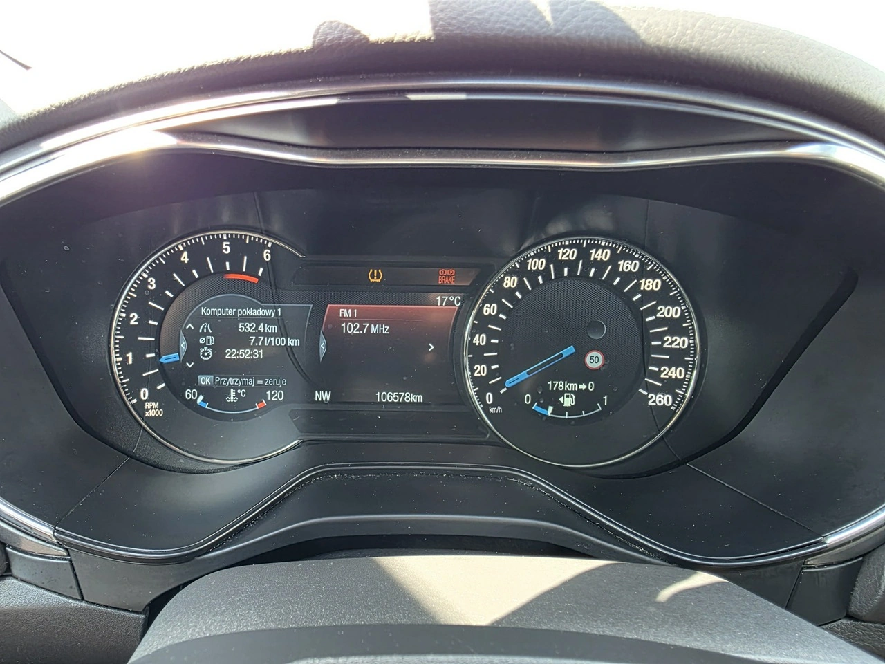Ford Mondeo - Zdjęcie 22