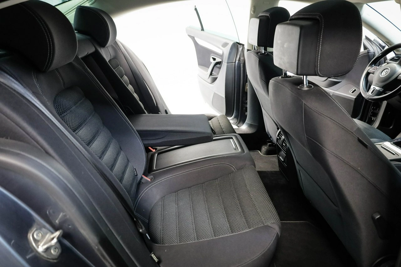 Volkswagen Passat CC - Zdjęcie 21