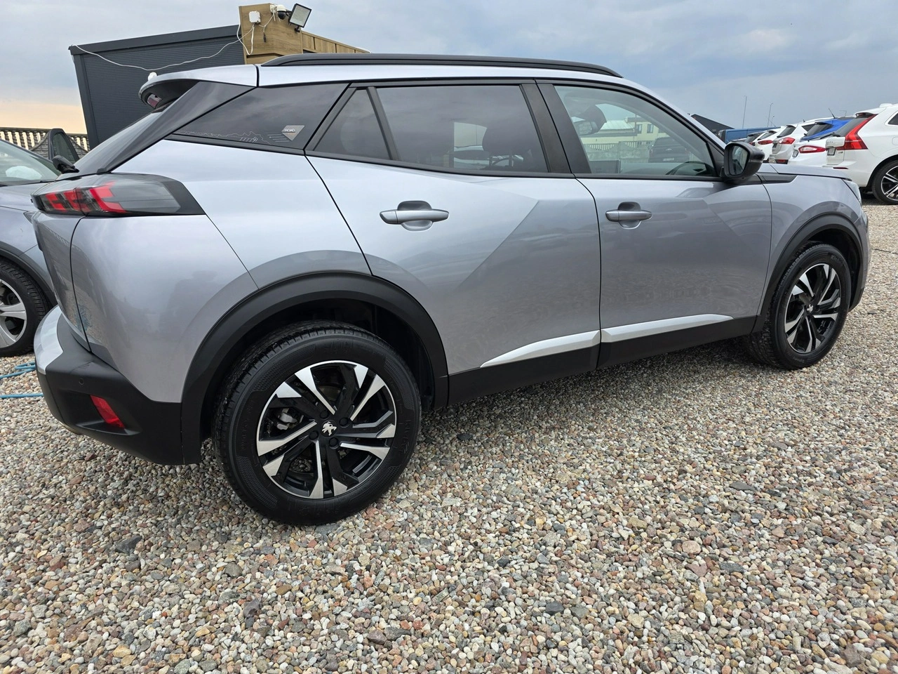 Peugeot 2008 - Zdjęcie 9