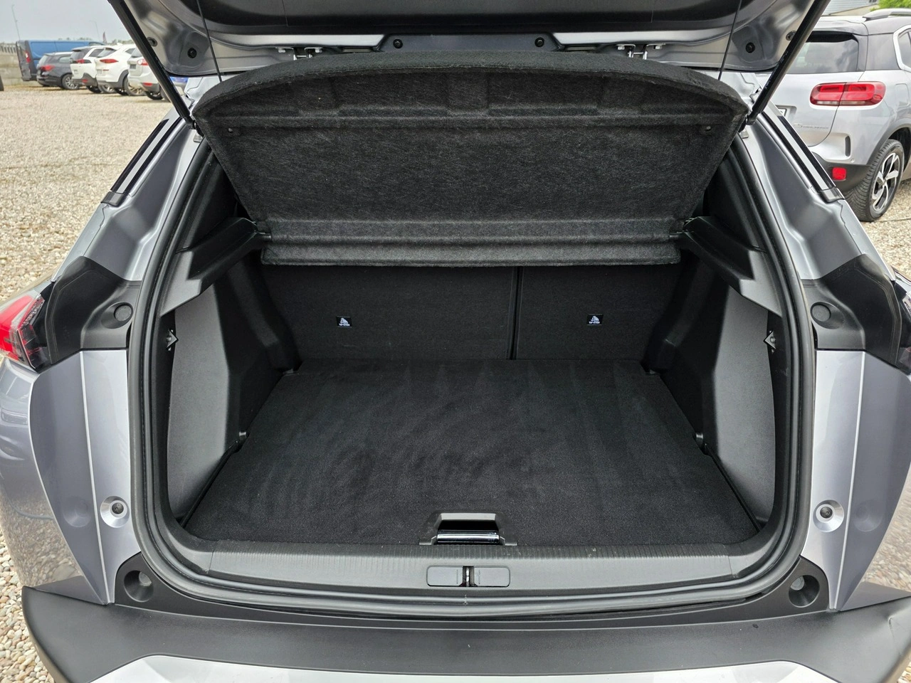 Peugeot 2008 - Zdjęcie 15