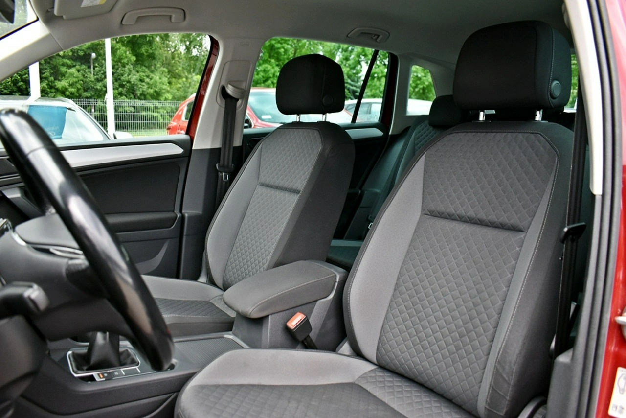 Volkswagen Tiguan - Zdjęcie 9