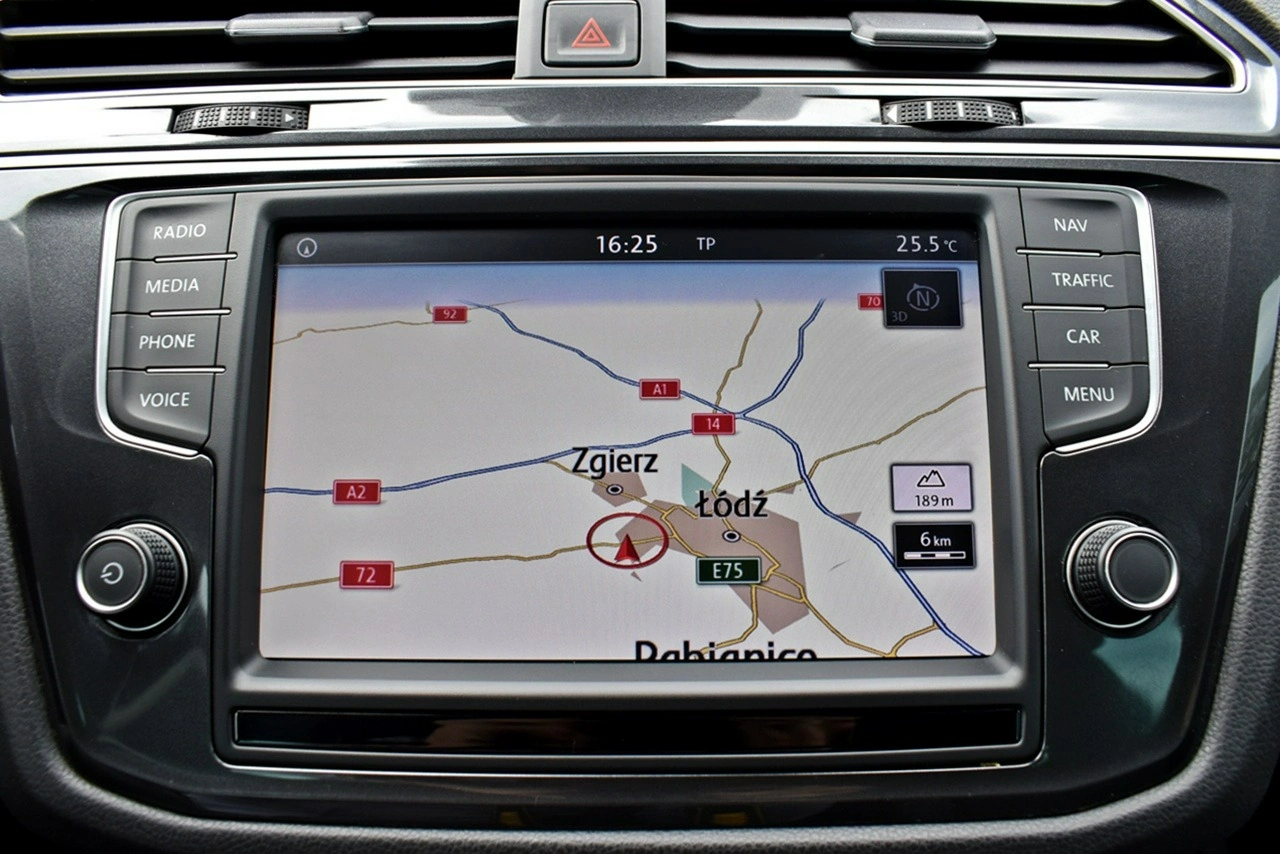 Volkswagen Tiguan - Zdjęcie 20