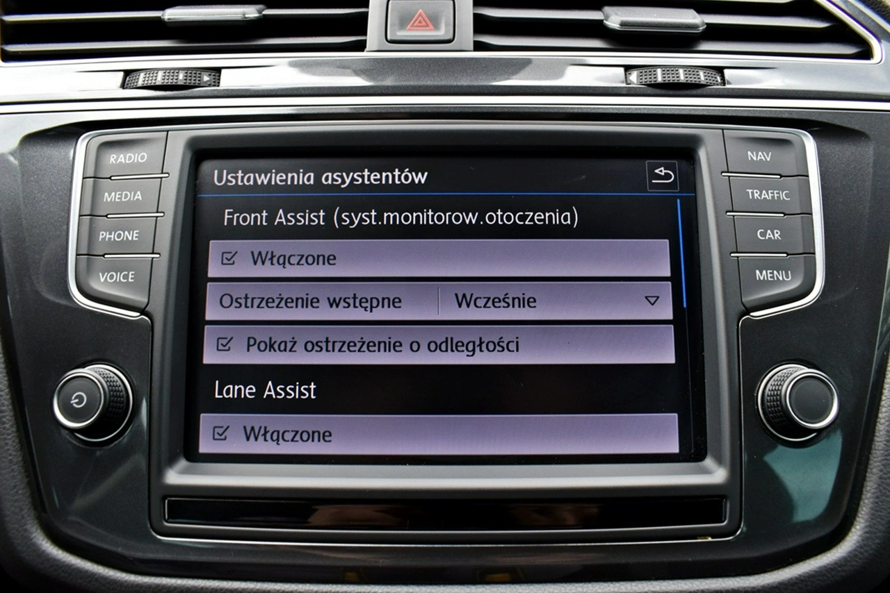 Volkswagen Tiguan - Zdjęcie 21