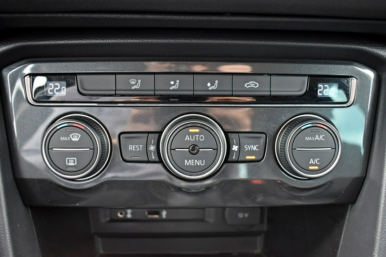 Volkswagen Tiguan - Zdjęcie 23
