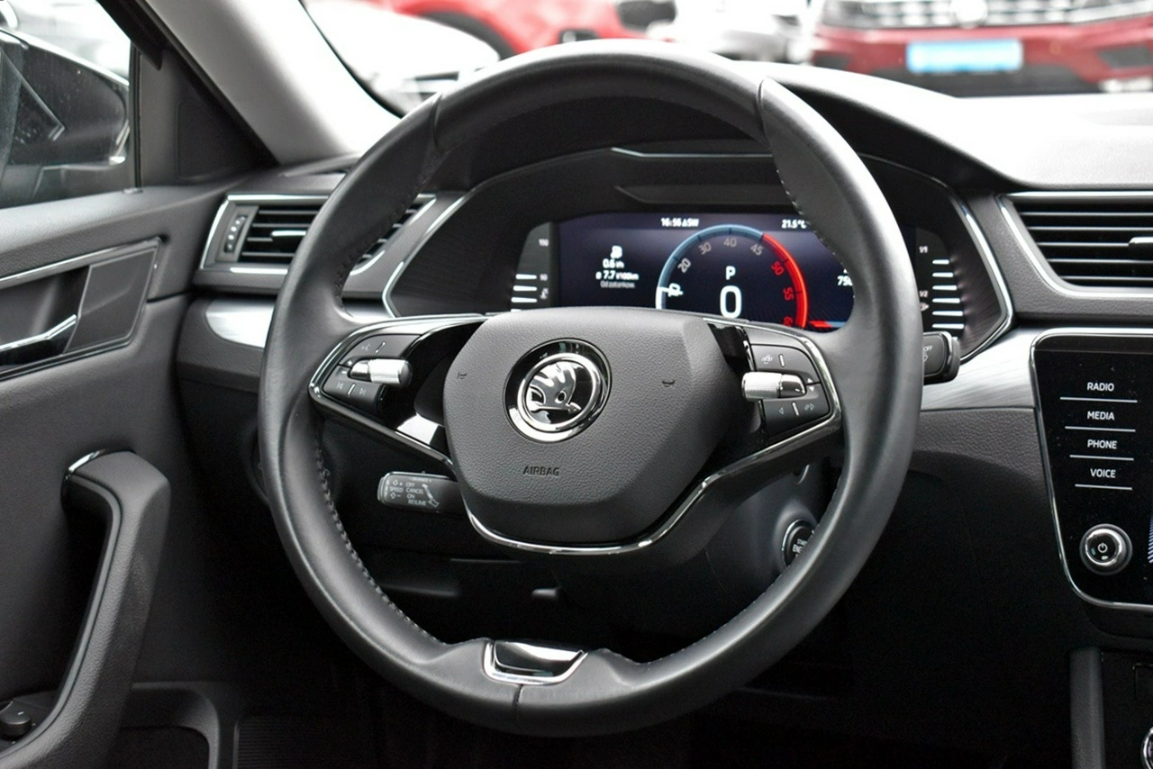 Skoda Superb - Zdjęcie 18