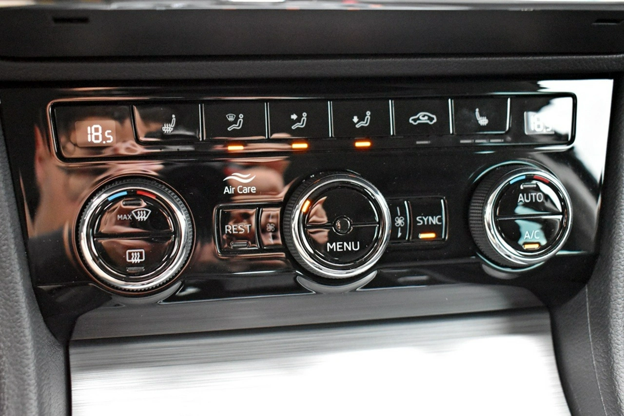 Skoda Superb - Zdjęcie 25