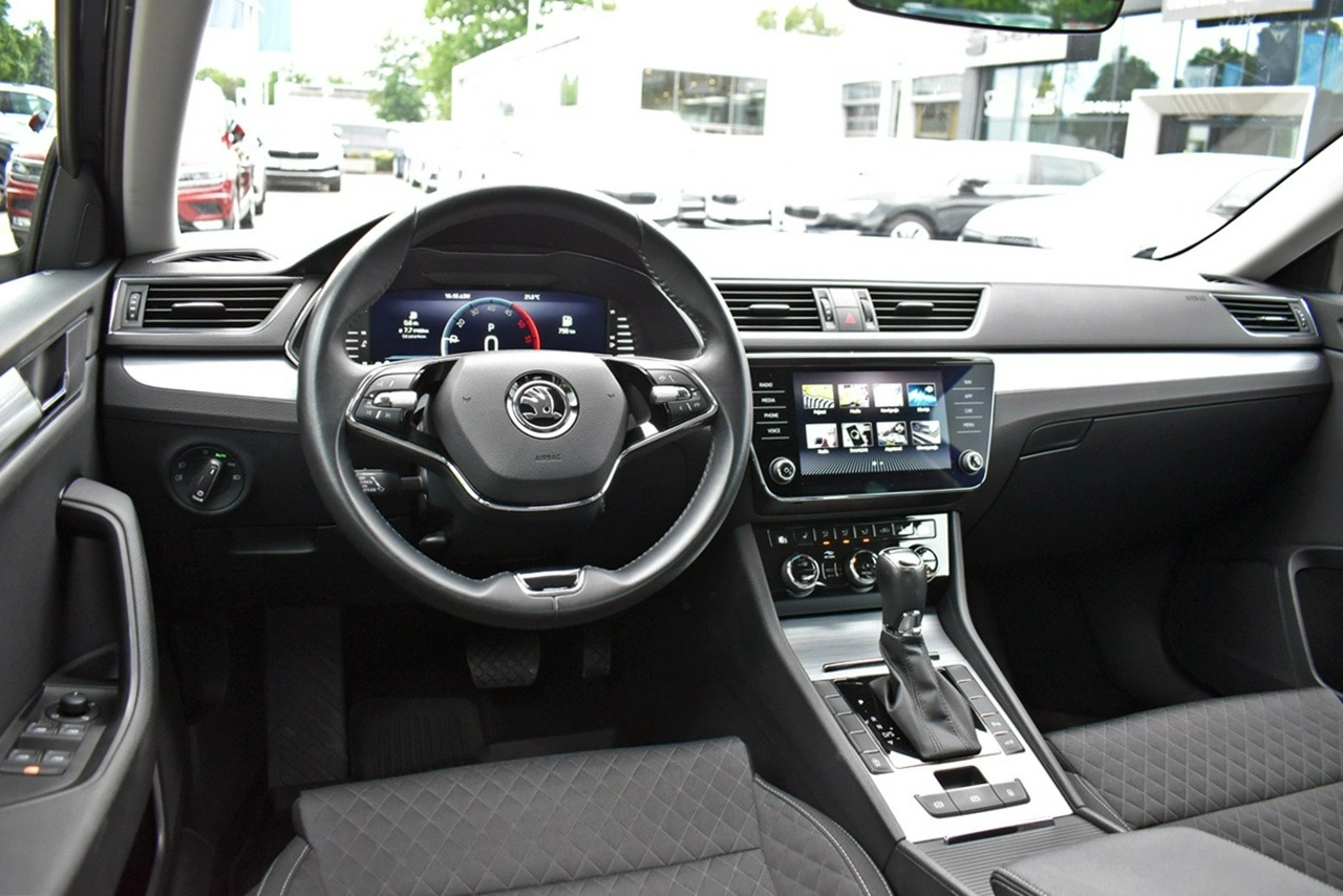 Skoda Superb - Zdjęcie 13