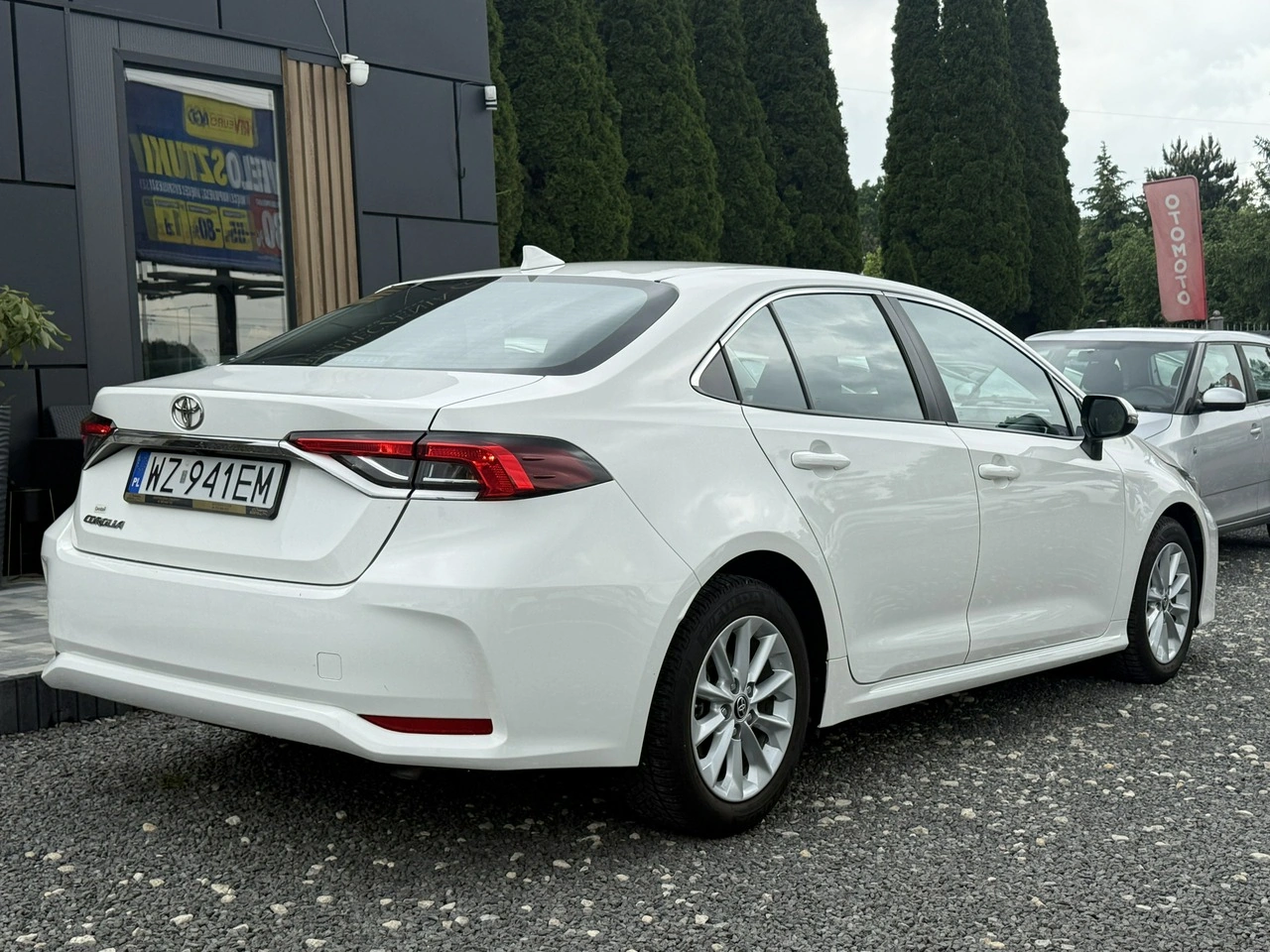 Toyota Corolla - Zdjęcie 8