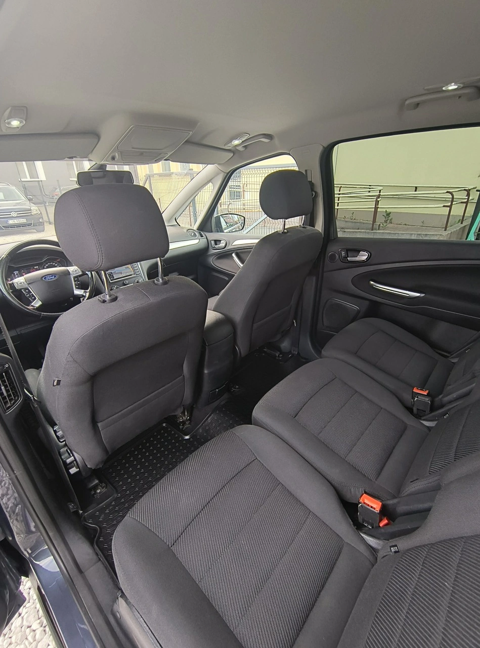 Ford S-Max - Zdjęcie 12