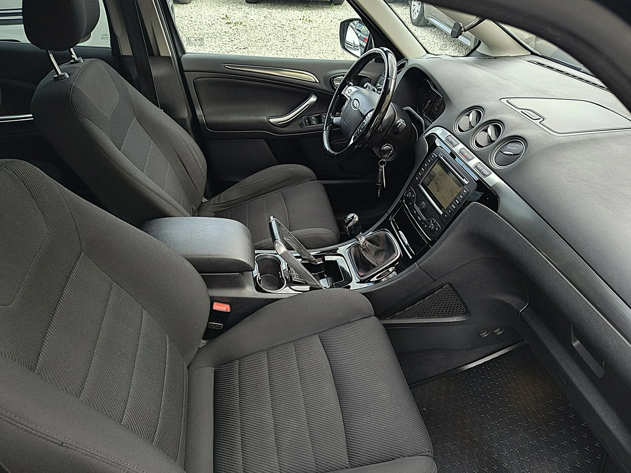 Ford S-Max - Zdjęcie 17